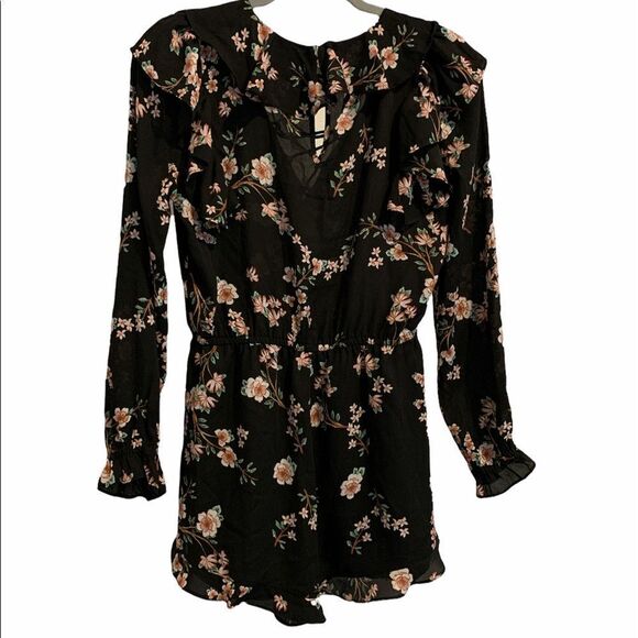 Jack Floral Black Romper new no tag - Picture 2 of 6